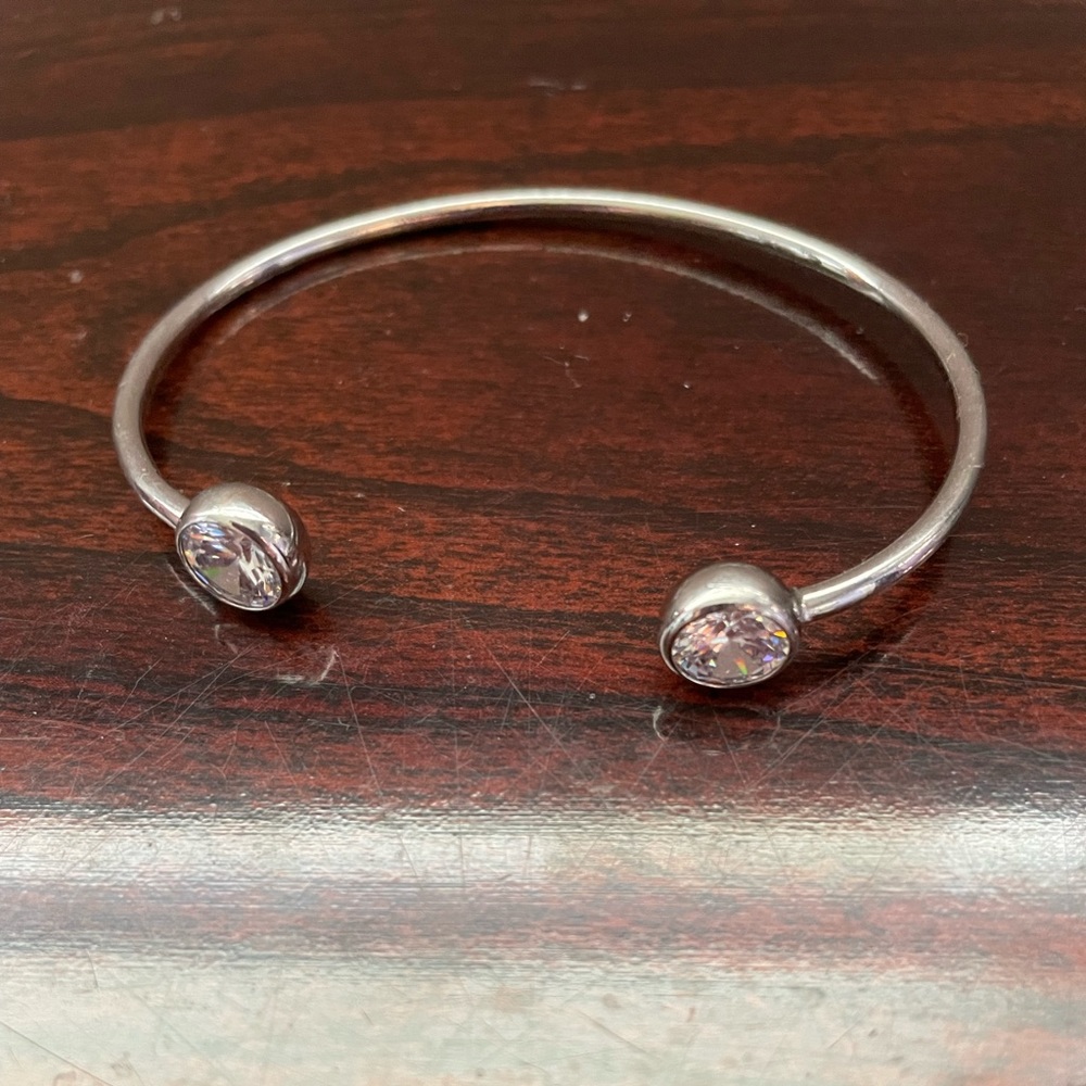 Bangle Bracelet - Picture 3 of 3